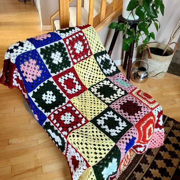 Granny square multicolored throw blanket Afghan. - Picture 1 of 11